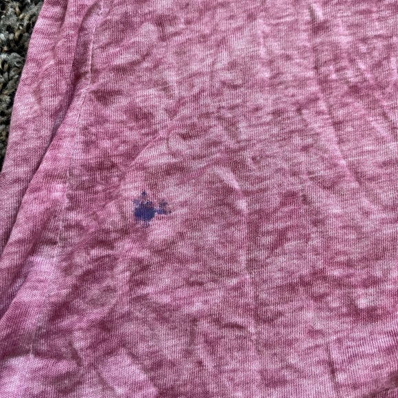Medium Pink Tshirt with open shoulders - Picture 2 of 4